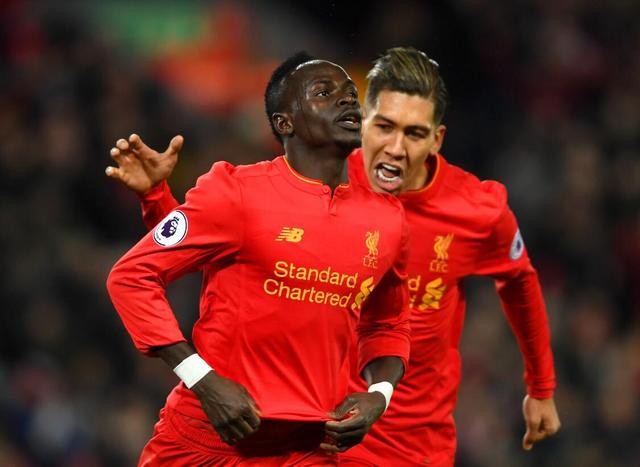 手投篮并抢 手投篮并抢